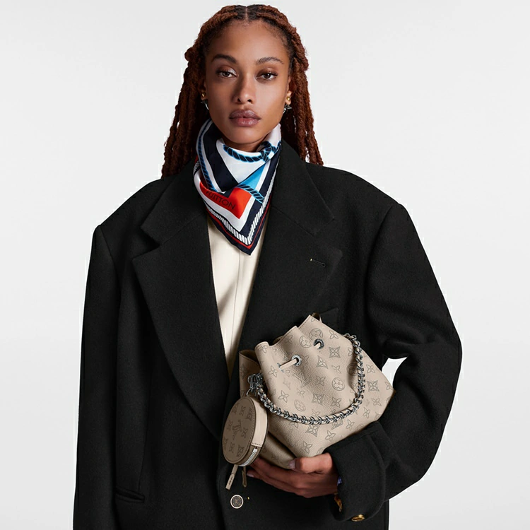 Bella Mahina Läder i handväskor för kvinnor Handväskor kollektion av Louis Vuitton (produktzoom)