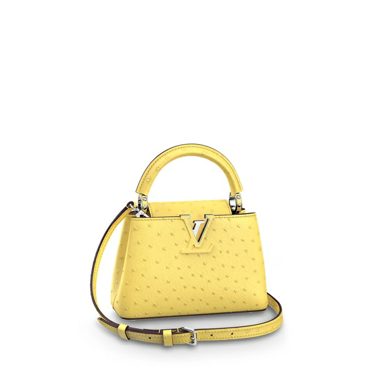 Capucines Miniväska Strutsläder i handväskor för kvinnor Exotiska läderväskorkollektioner av Louis Vuitton