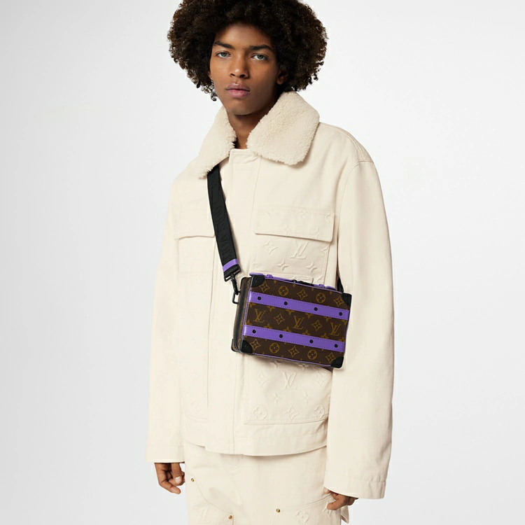 Handtag Soft Trunk Bag Monogram Macassar Canvas i Herrväskor Cross-Body Bags kollektion av Louis Vuitton