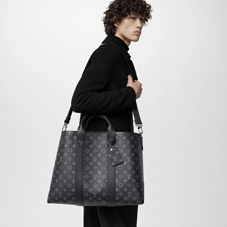 Weekend Tote NM Taigarama i Herrväskor Tote Bags-kollektioner av Louis Vuitton (Produktzoom)