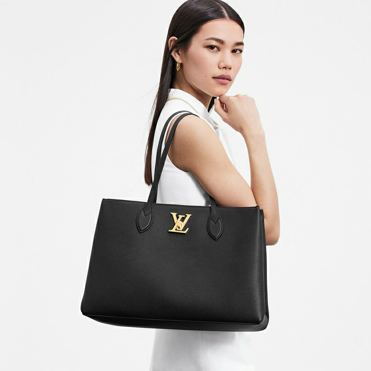 Lockme Shopper Bag Lockme Läder i Handväskor för kvinnor Handväskor samlingar av Louis Vuitton (Produktzoom)