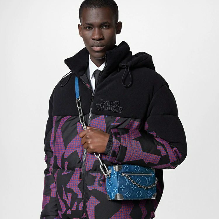 Mini Soft Trunk Bag Andra läder i herrväskor Cross-Body Bags kollektion av Louis Vuitton