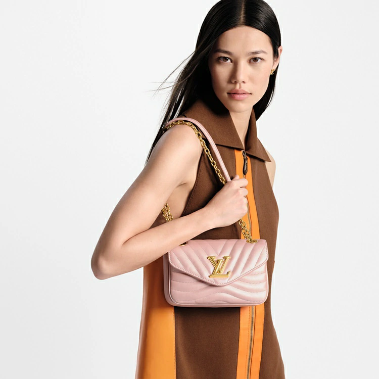 New Wave PM Chain Bag New Wave i handväskor för kvinnor Alla kollektioner av Louis Vuitton