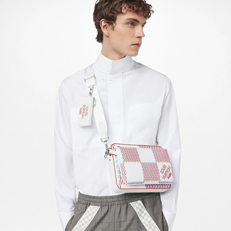 Trio Messenger Bag Andra läder i herrväskor Cross-Body Bags-kollektioner från Louis Vuitton (Produktzoom)