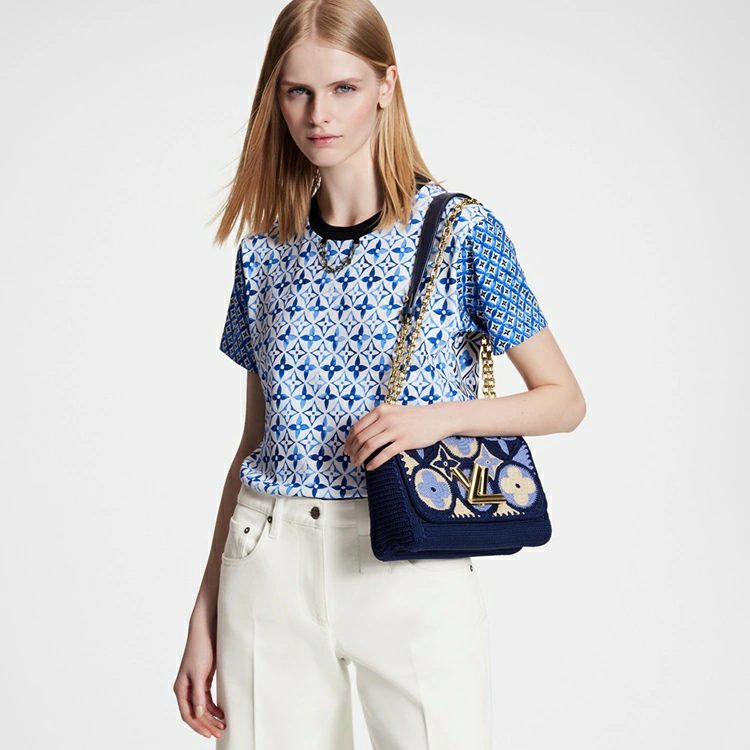 Twist MM Epi-läder i handväskor för kvinnor Axelväskor och cross-body-väskor från Louis Vuitton (produktzoom)